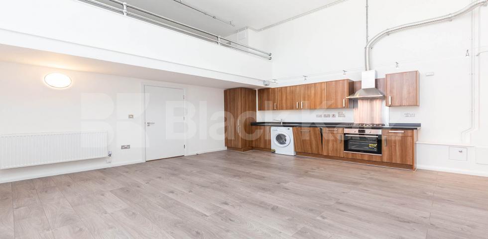 			2 Bedroom, 1 bath, 1 reception Apartment			 ABILITY PLAZA-KINGSLAND ROAD, DALSTON/HAGGERSTON